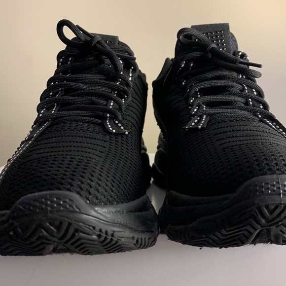 Black Rhinestone Women’s Sneakers 8.5 - Picture 7 of 13